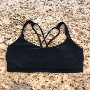 Lululemon Free To Be Bra Size 4